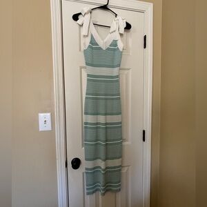 Dress with Tie bow details